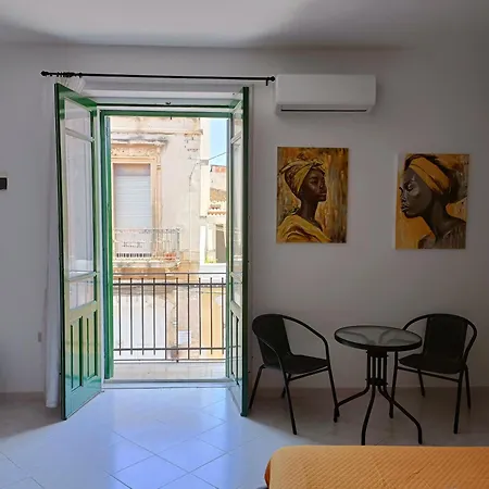 Sicilia Bedda Syracuse